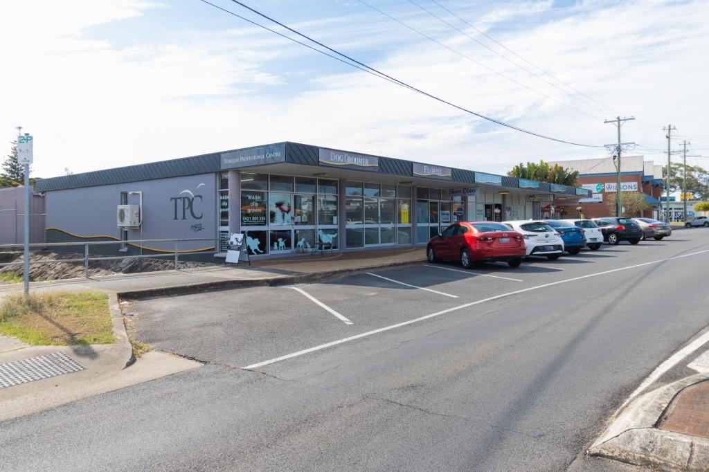 Shop 2/13 Bideford St, Torquay, QLD 4655