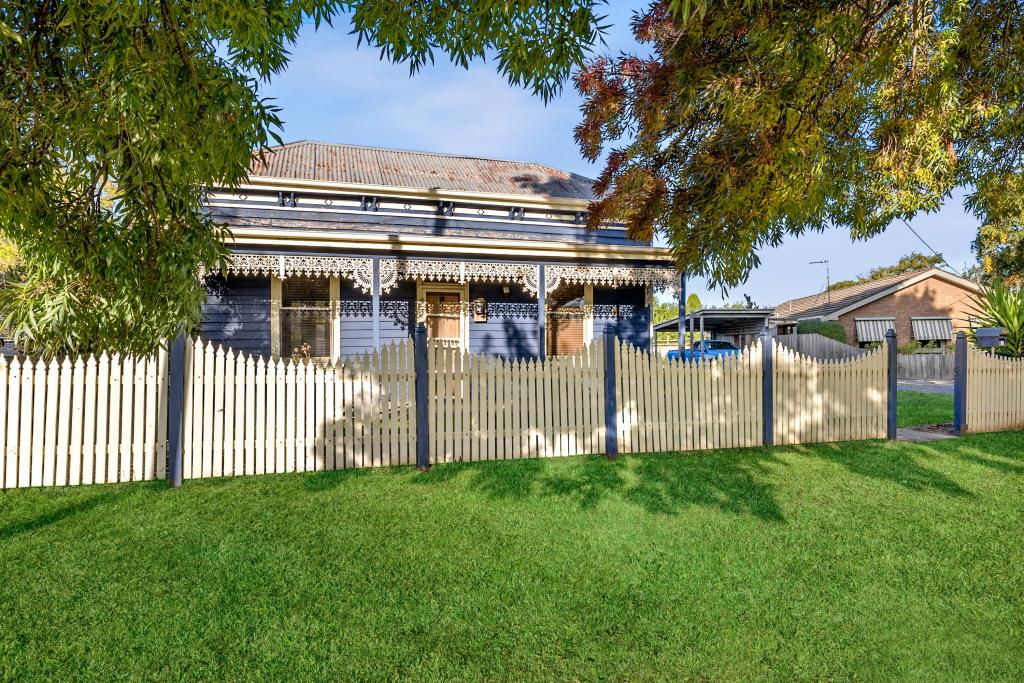 111 Campbells Cres, Redan, VIC 3350