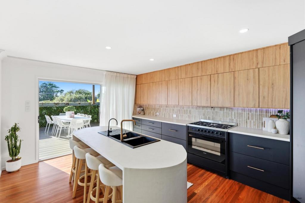 37 Pioneer Pde, Banora Point, NSW 2486