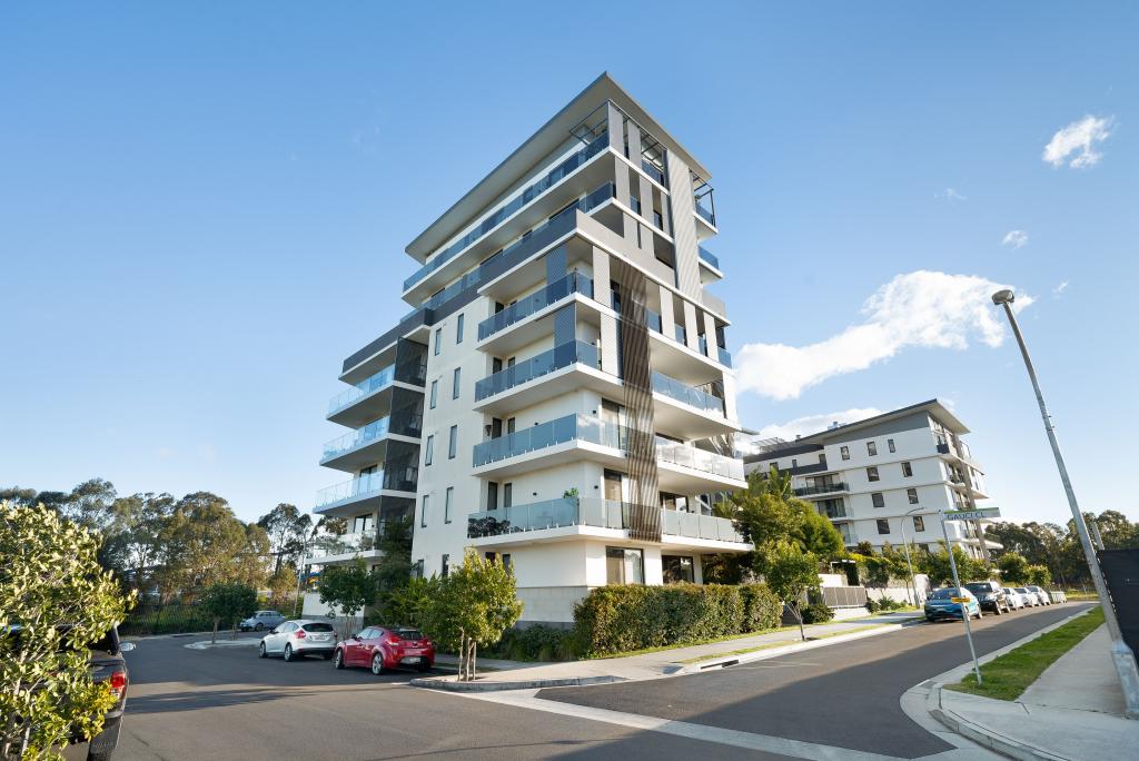 608/2 Calabria Lane, Prairiewood, NSW 2176