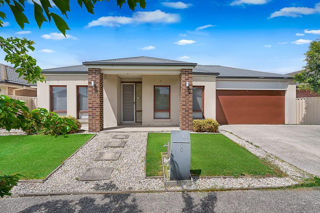 8 Audley St, Pakenham, VIC 3810