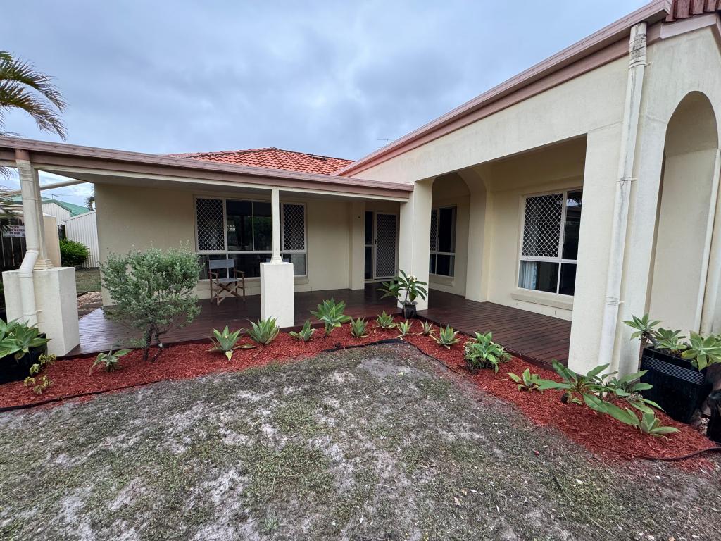 192 Endeavour Dr, Banksia Beach, QLD 4507