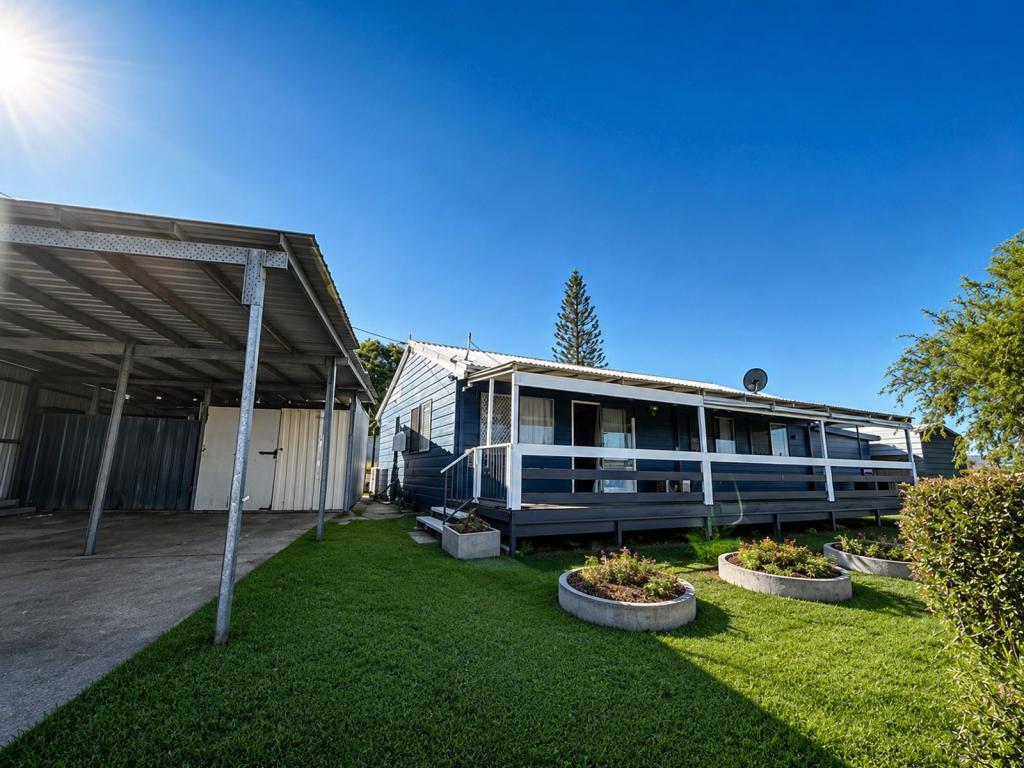 3 Sunrise Cres, Gracemere, QLD 4702