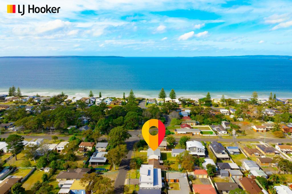 17 SIR HENRY CRES, CALLALA BEACH, NSW 2540