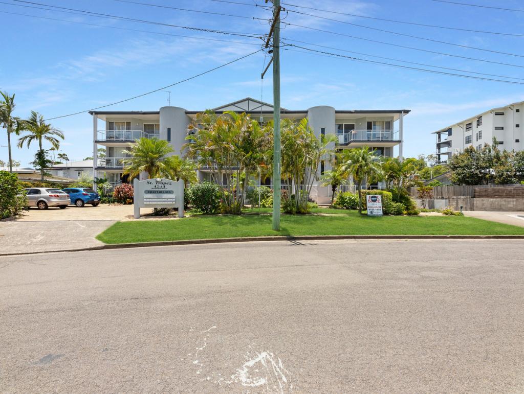 8/44 FRESHWATER ST, TORQUAY, QLD 4655