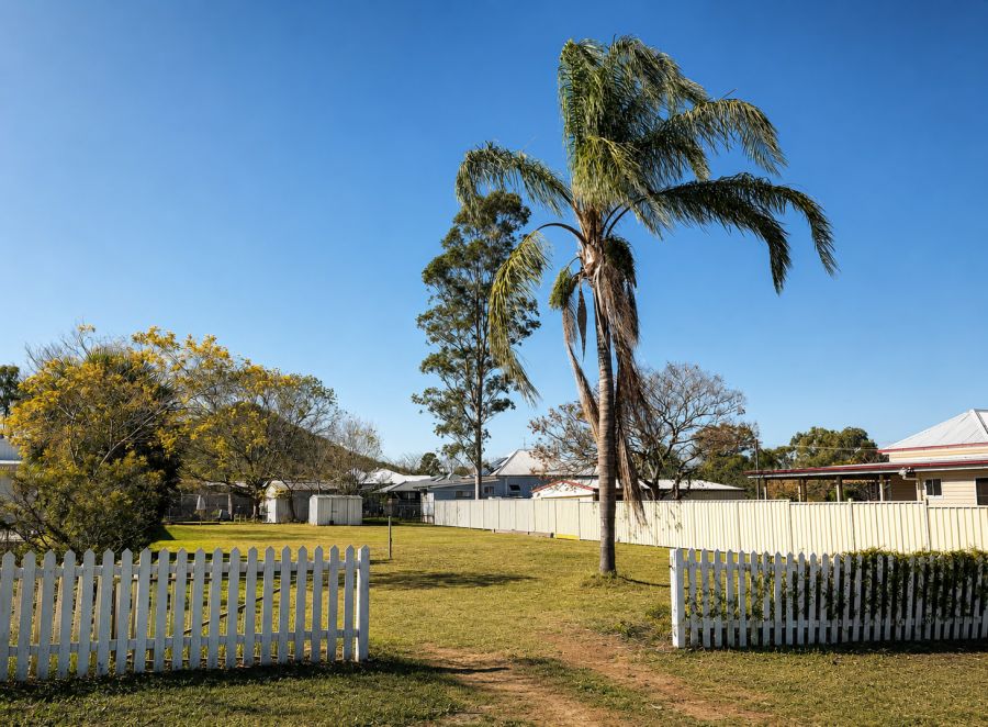 30 East St, Kingsthorpe, QLD 4400