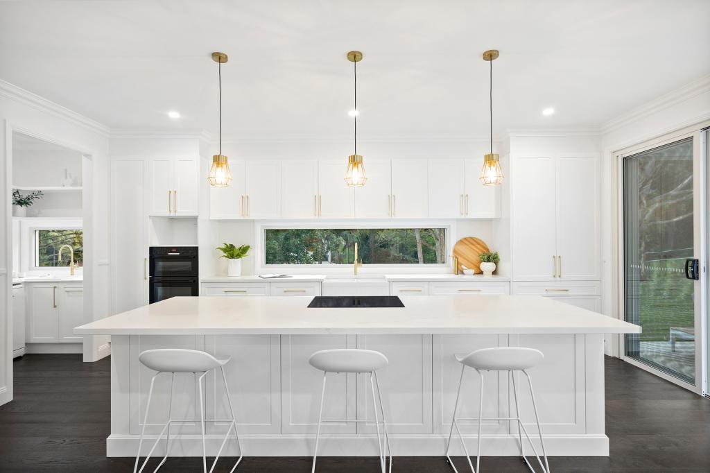 2 Canaan Ave, Figtree, NSW 2525