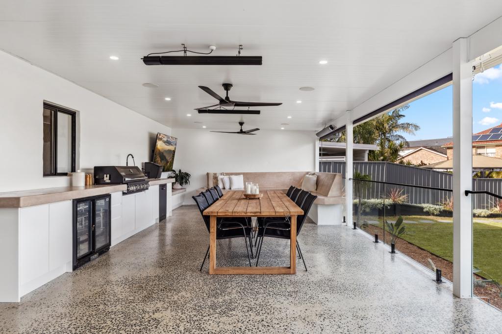 8 DAPTO PL, BANGOR, NSW 2234