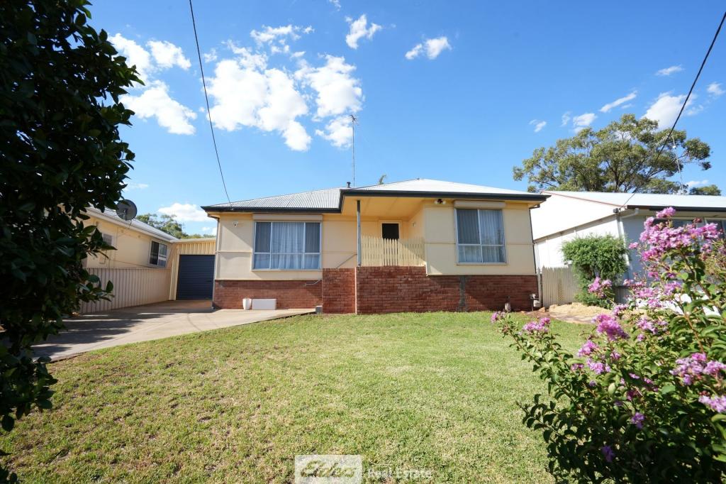 87 Macarthur St, Griffith, NSW 2680
