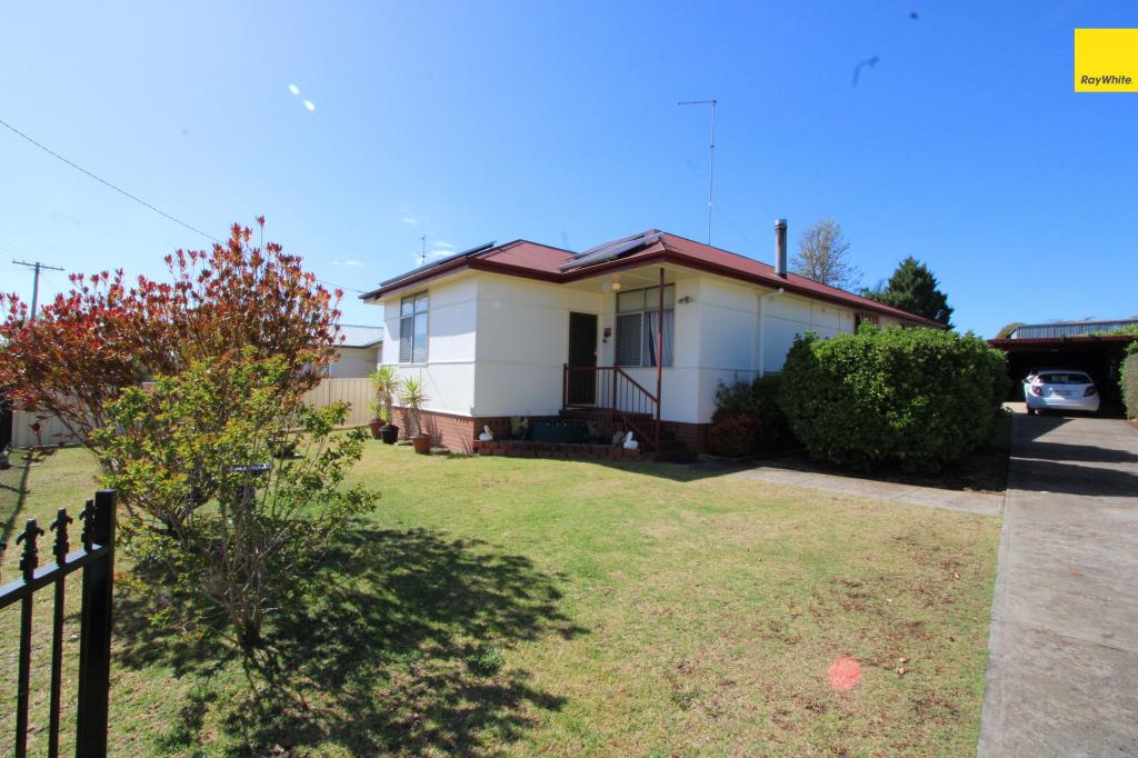 22 Shirley St, Inverell, NSW 2360