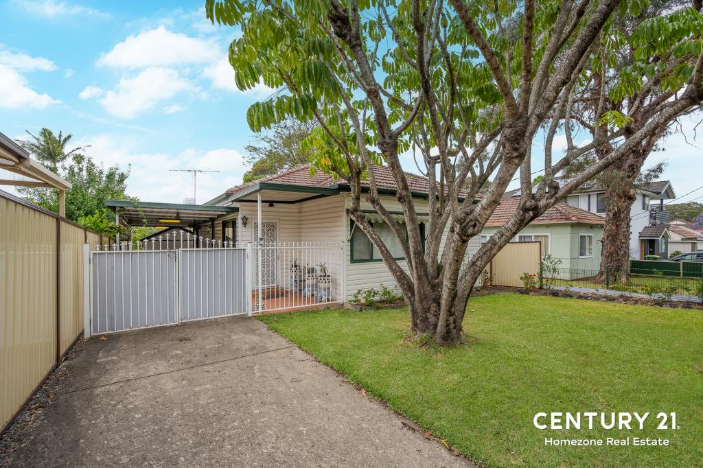 73 Hillcrest Ave, Greenacre, NSW 2190