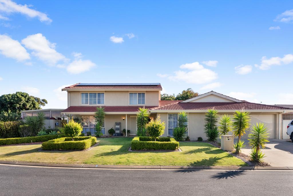 8 HAYES CT, WEST LAKES, SA 5021