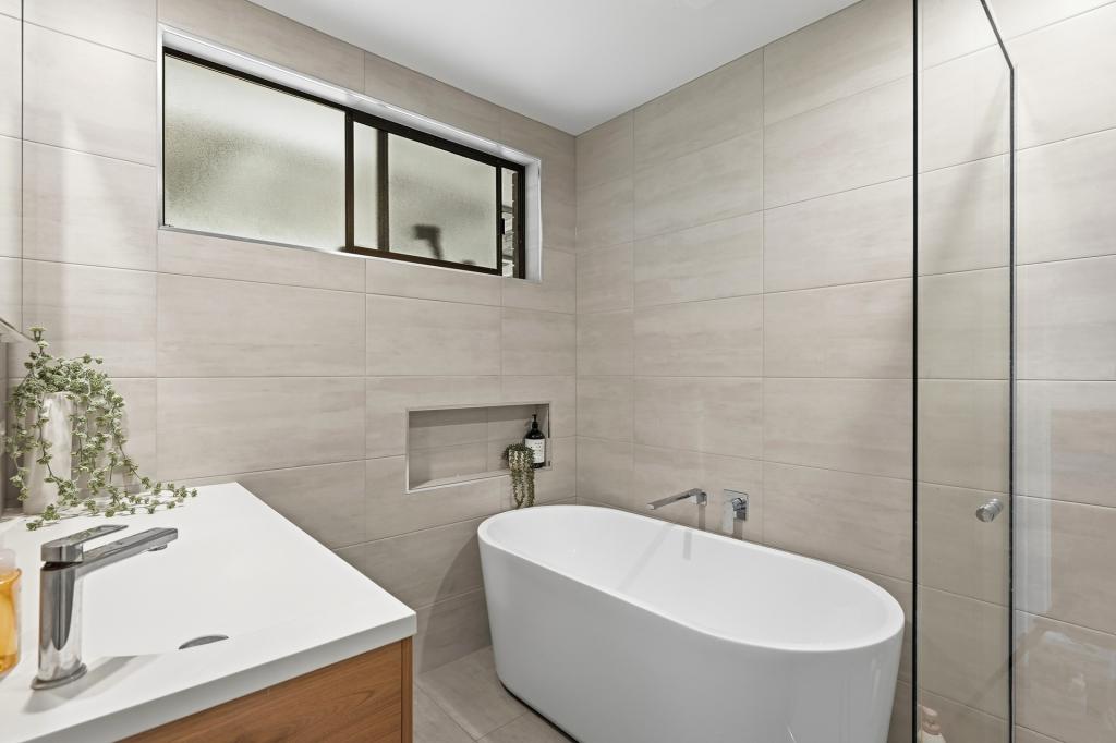 8 Kane Cres, Coffs Harbour, NSW 2450