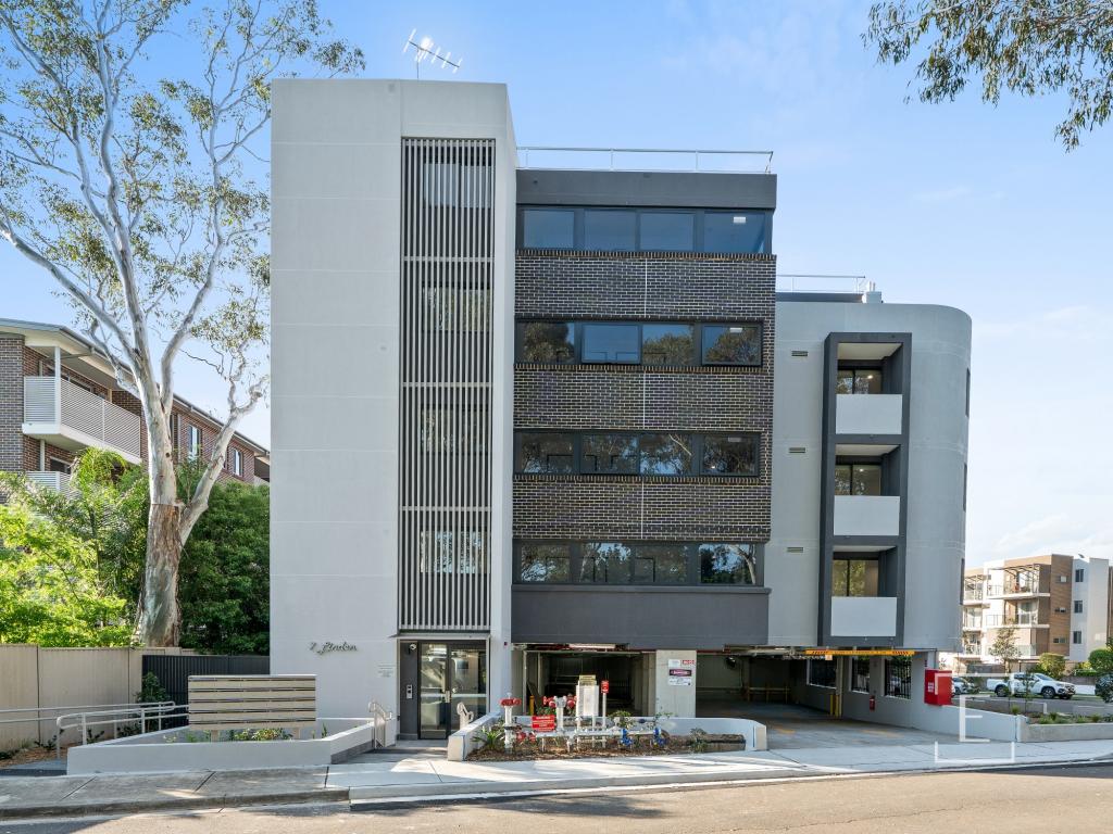 7 Linden St, Toongabbie, NSW 2146