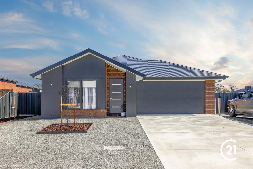 11 Centennial St, Moama, NSW 2731
