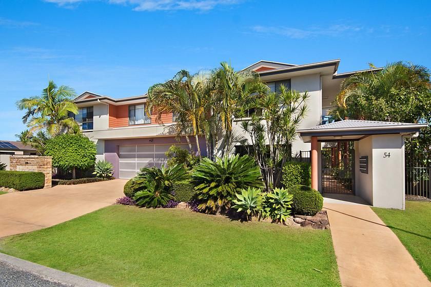 2/54 Park Ave, Yamba, NSW 2464