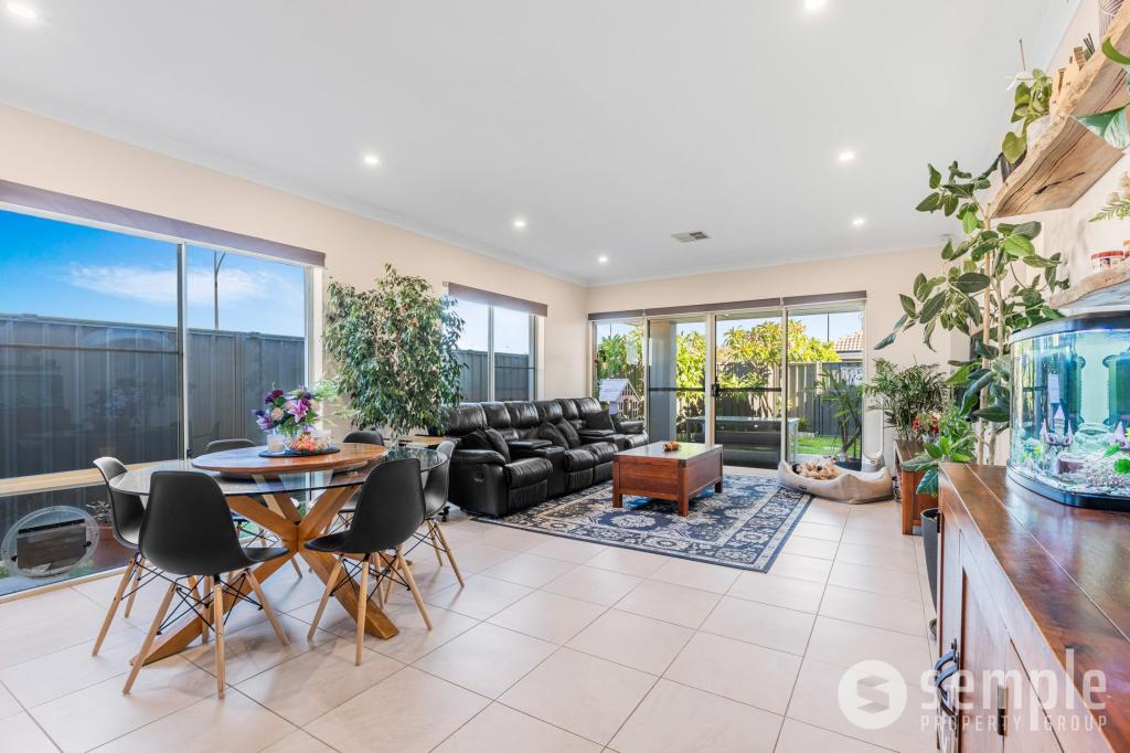 27 Vivaldi St, Hammond Park, WA 6164