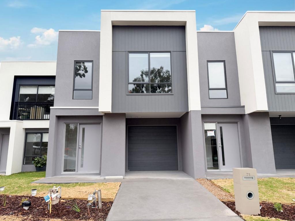71 Thistle Pl, South Morang, VIC 3752