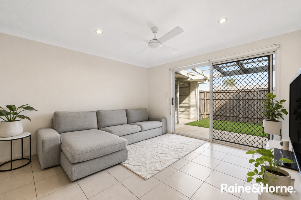 40 Olsen Cct, Kallangur, QLD 4503