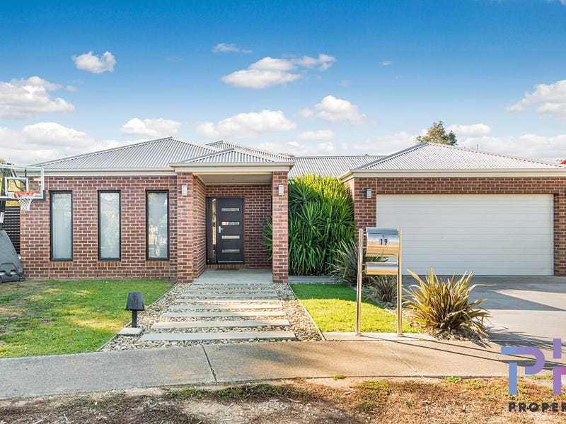 19 Henry Ct, Strathfieldsaye, VIC 3551