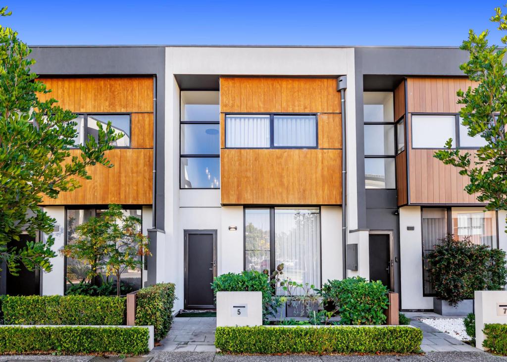 5 Marsden St, West Lakes, SA 5021