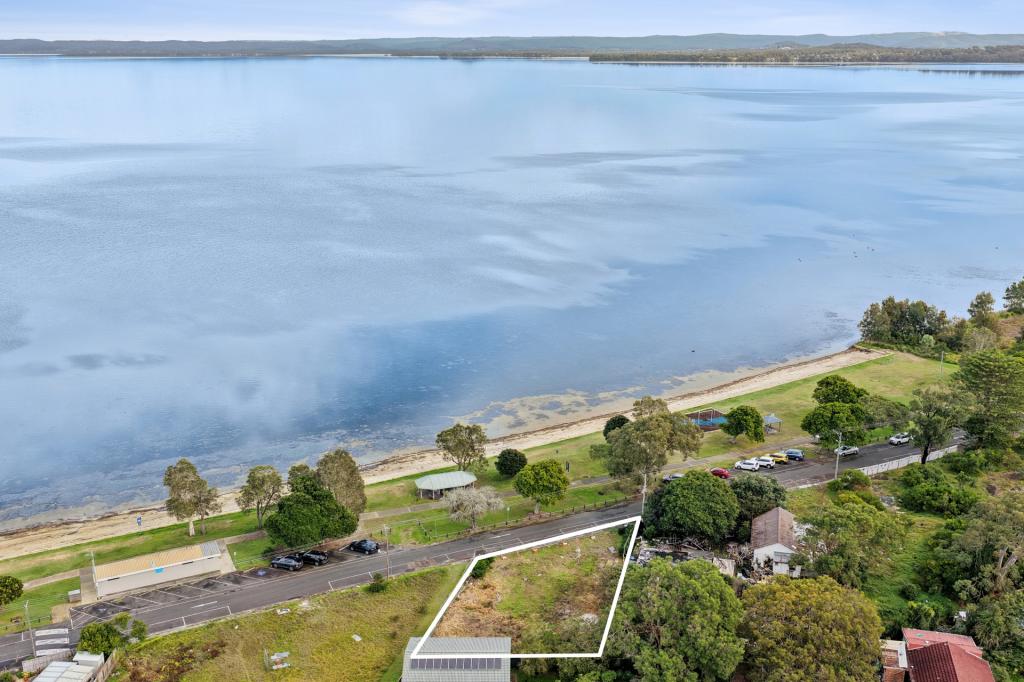 11 BEACH PDE, CANTON BEACH, NSW 2263