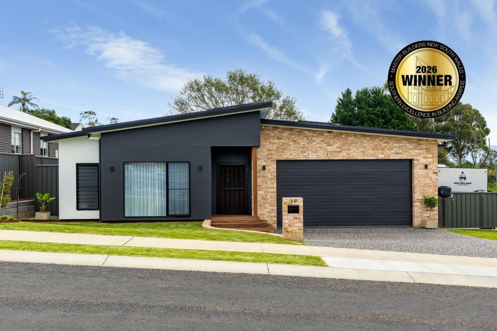 19 Warbler Cct, Bega, NSW 2550