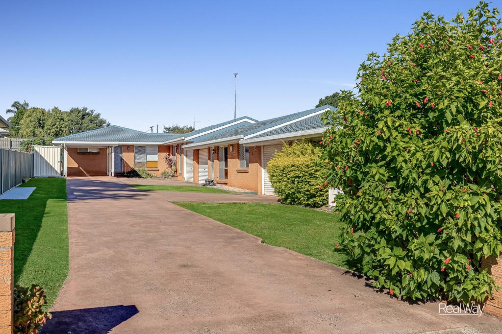 2/12 Potter St, South Toowoomba, QLD 4350