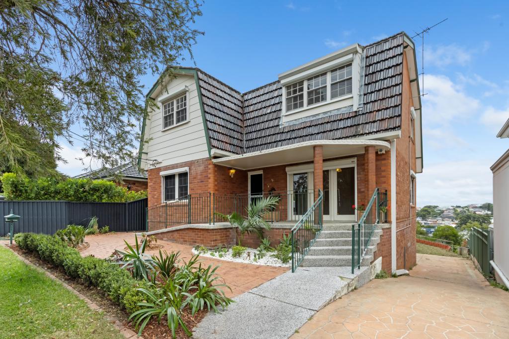 13 Gnarbo Ave, Carss Park, NSW 2221