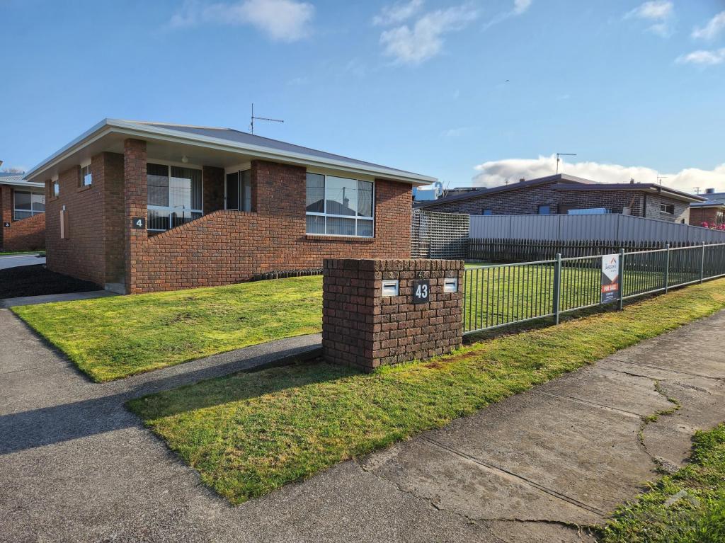 4/43 PARSONAGE ST, DELORAINE, TAS 7304