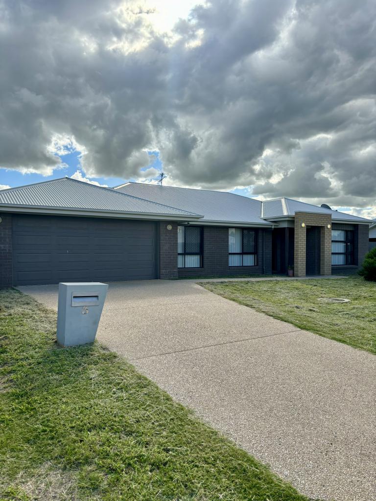 3 Olsen Ct, Roma, QLD 4455