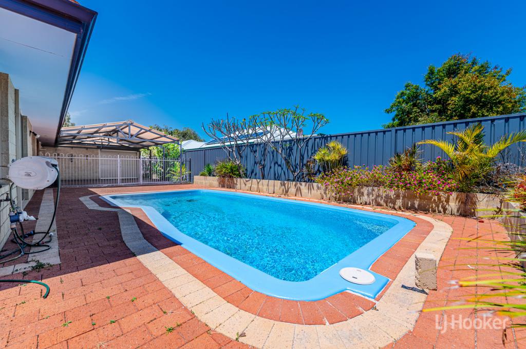 30 Montoro Dr, Port Kennedy, WA 6172