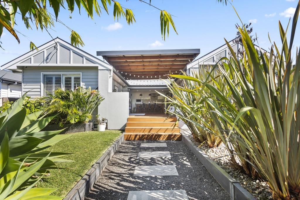 14 Brookfield Ave, Warilla, NSW 2528