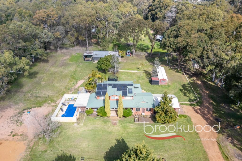 1530 Walker St, Mundaring, WA 6073