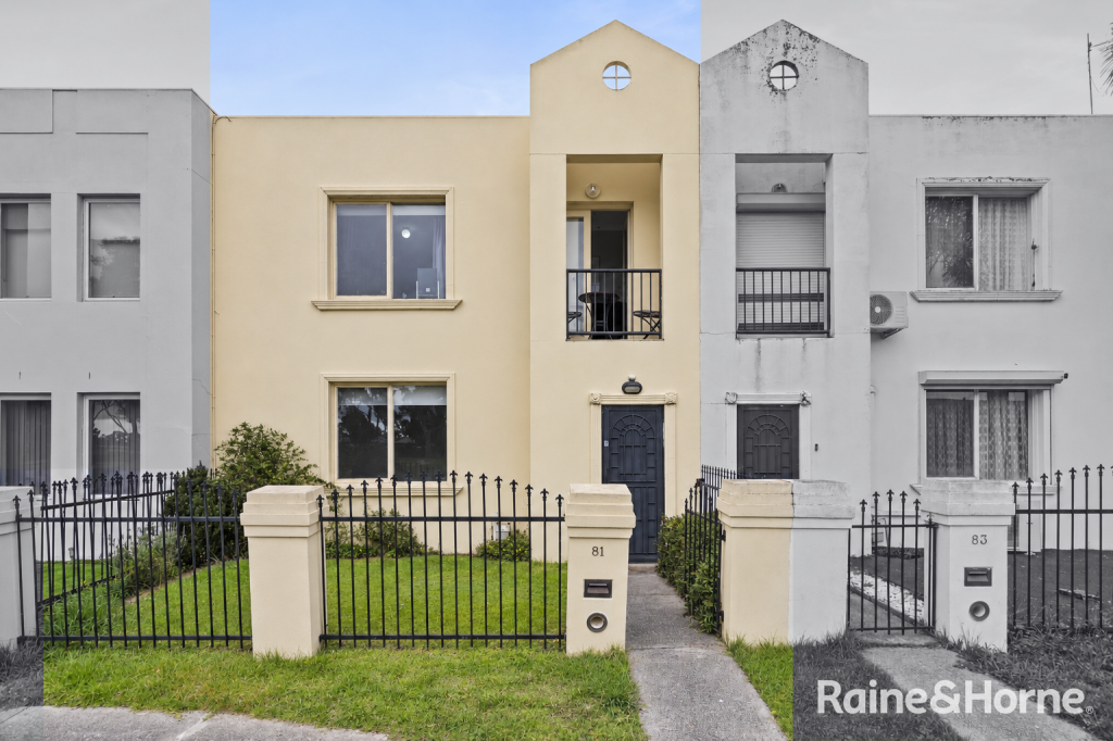 81 Rossiter Ave, Roxburgh Park, VIC 3064