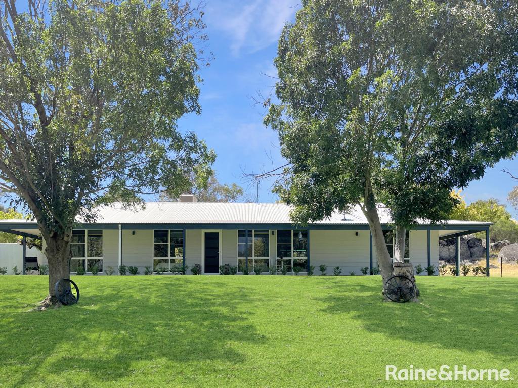 210 Belmore Rd, Burrangong, NSW 2594