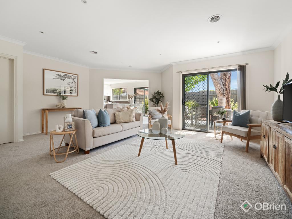 2/16 Chicquita Ave, Seaford, VIC 3198