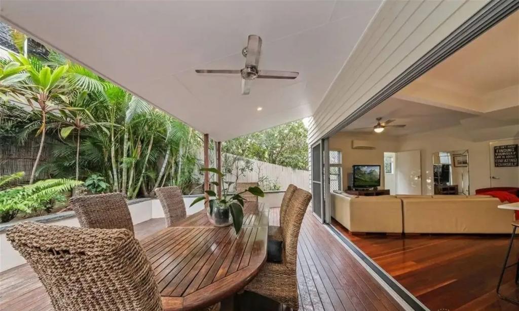 Contact Agent For Address, Milton, QLD 4064