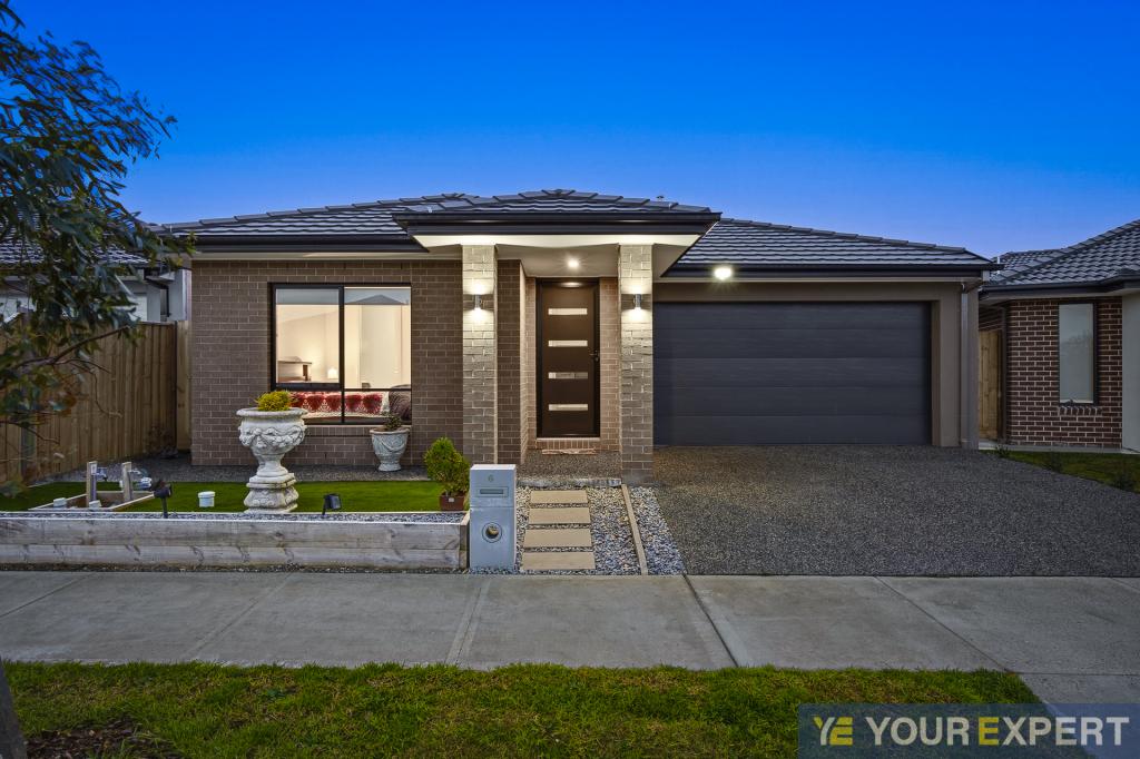 6 Blossom St, Officer, VIC 3809
