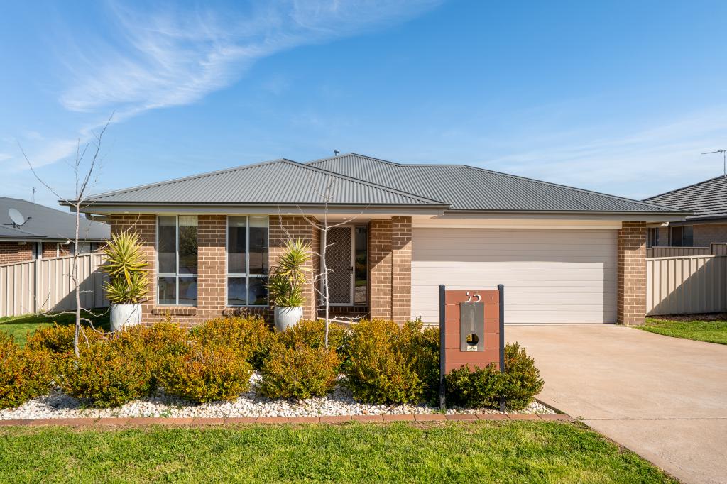 55 MOLLOY DR, ORANGE, NSW 2800