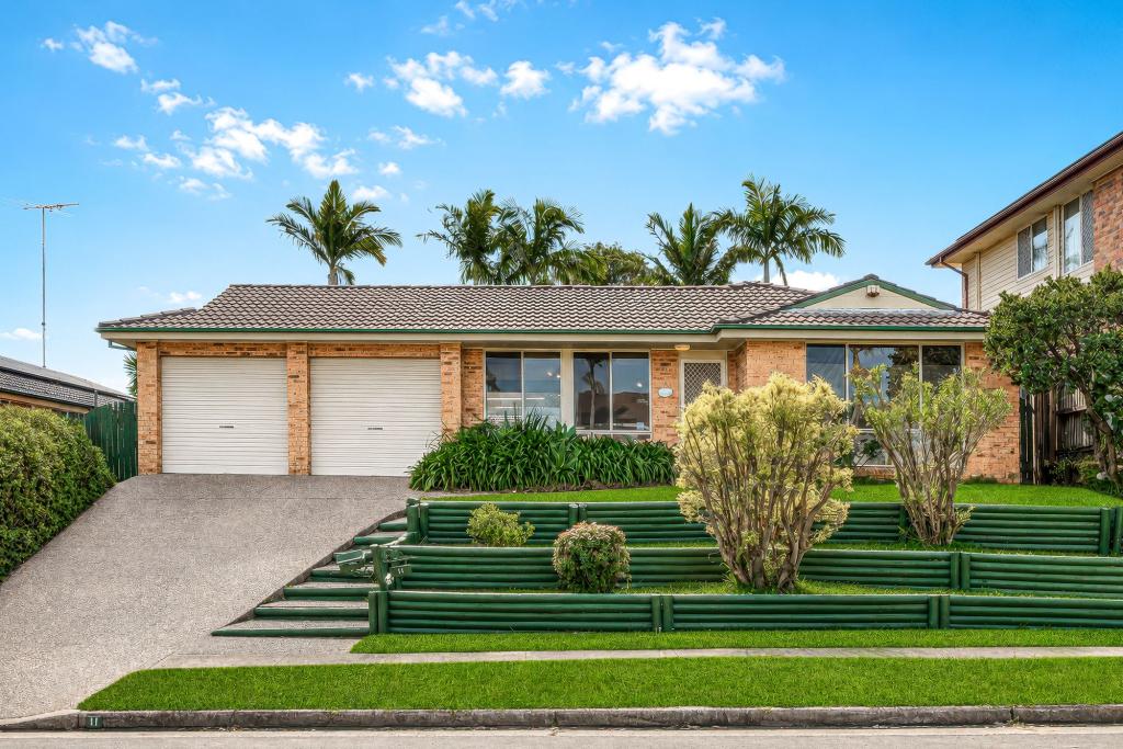 11 Clinton St, Quakers Hill, NSW 2763