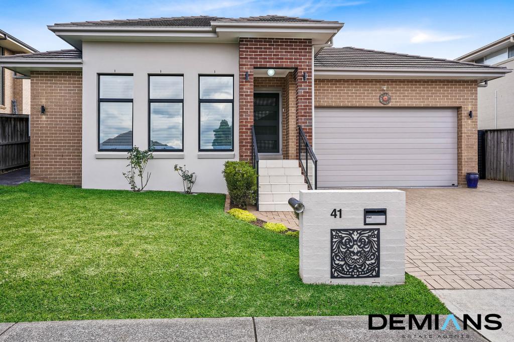 41 Bradbury St, Moorebank, NSW 2170