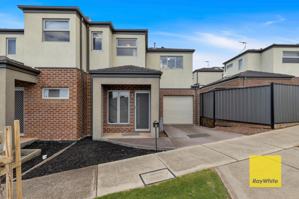 4 HOUGHTON AVE, TARNEIT, VIC 3029