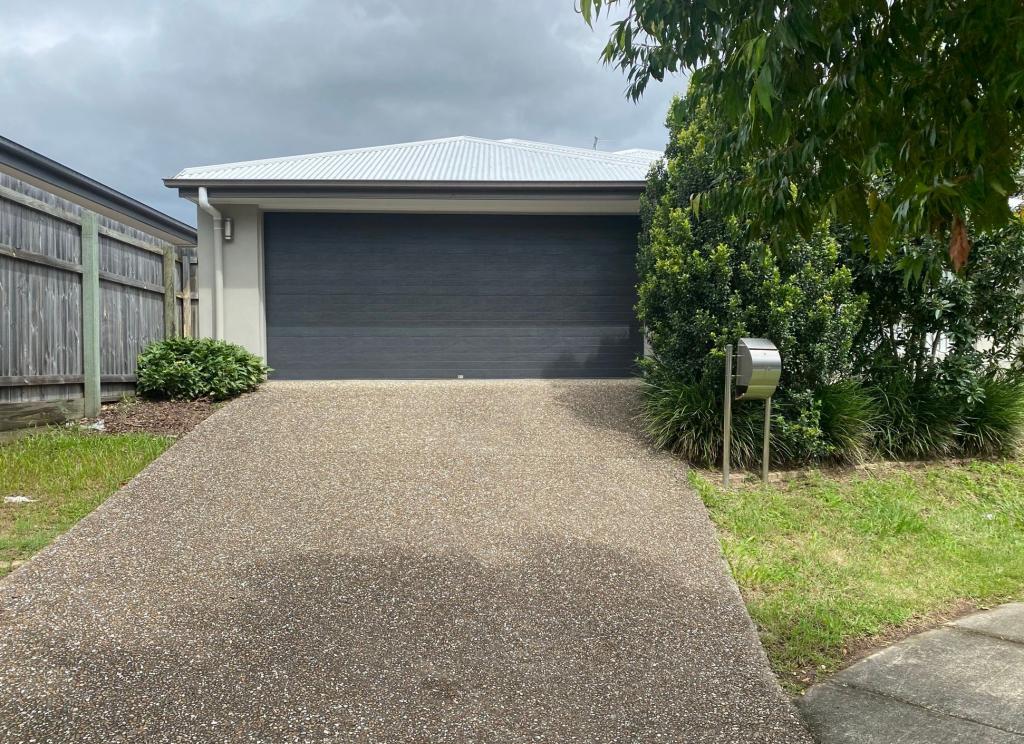 10 Hermitage Cl, Pimpama, QLD 4209