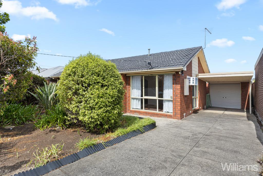 69 Barkly St, Sunbury, VIC 3429