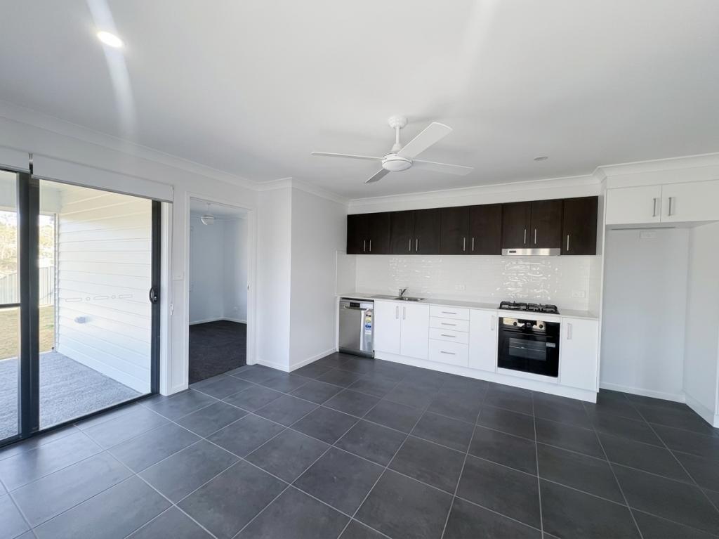 2/17 Harrison Pl, Armidale, NSW 2350