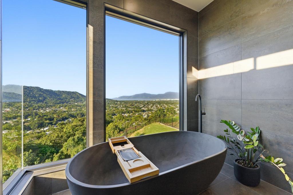 58 The Peak, Brinsmead, QLD 4870