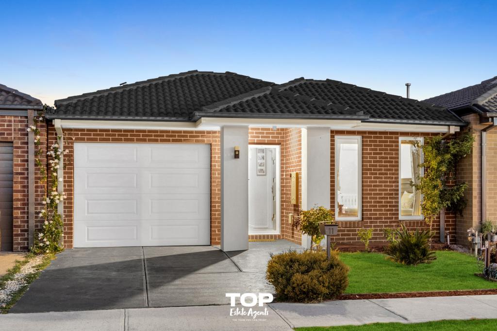 11 Orleana Way, Clyde North, VIC 3978