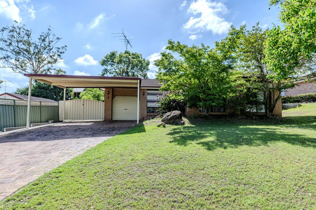 2 Moth Cl, Cranebrook, NSW 2749