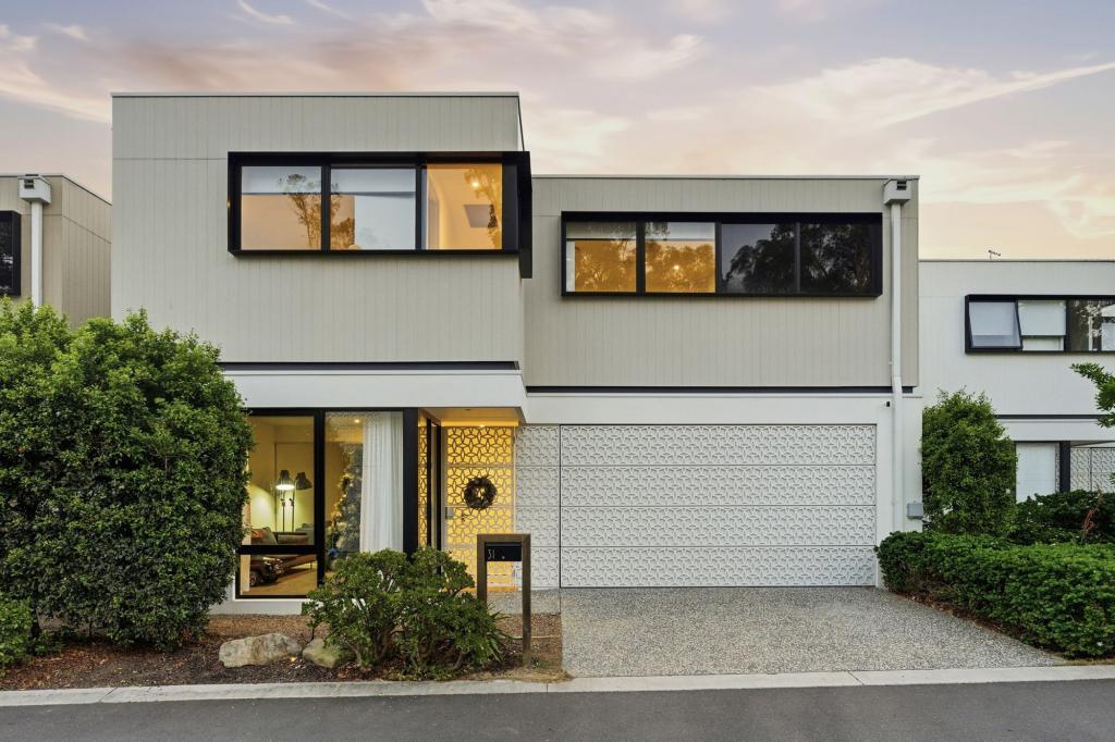 31/2 Brushbox Ct, Chapel Hill, QLD 4069